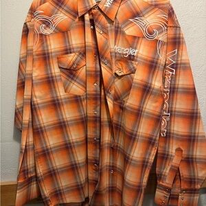 Wrangler Orange and Brown Plaid Western Button-Down Shirt